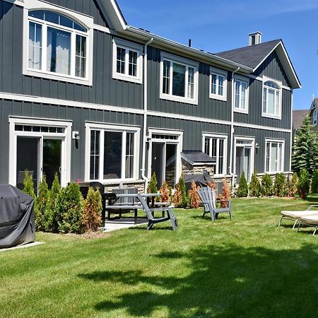Nottawa New Blue Mountain Village Snowbridge Executive Townhome Sleeps 10 With Outdoor Pool And Shuttle מראה חיצוני תמונה
